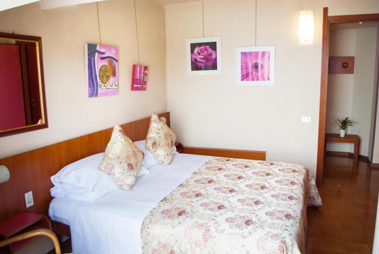 Hotel Grifone Sirmione Buitenkant foto