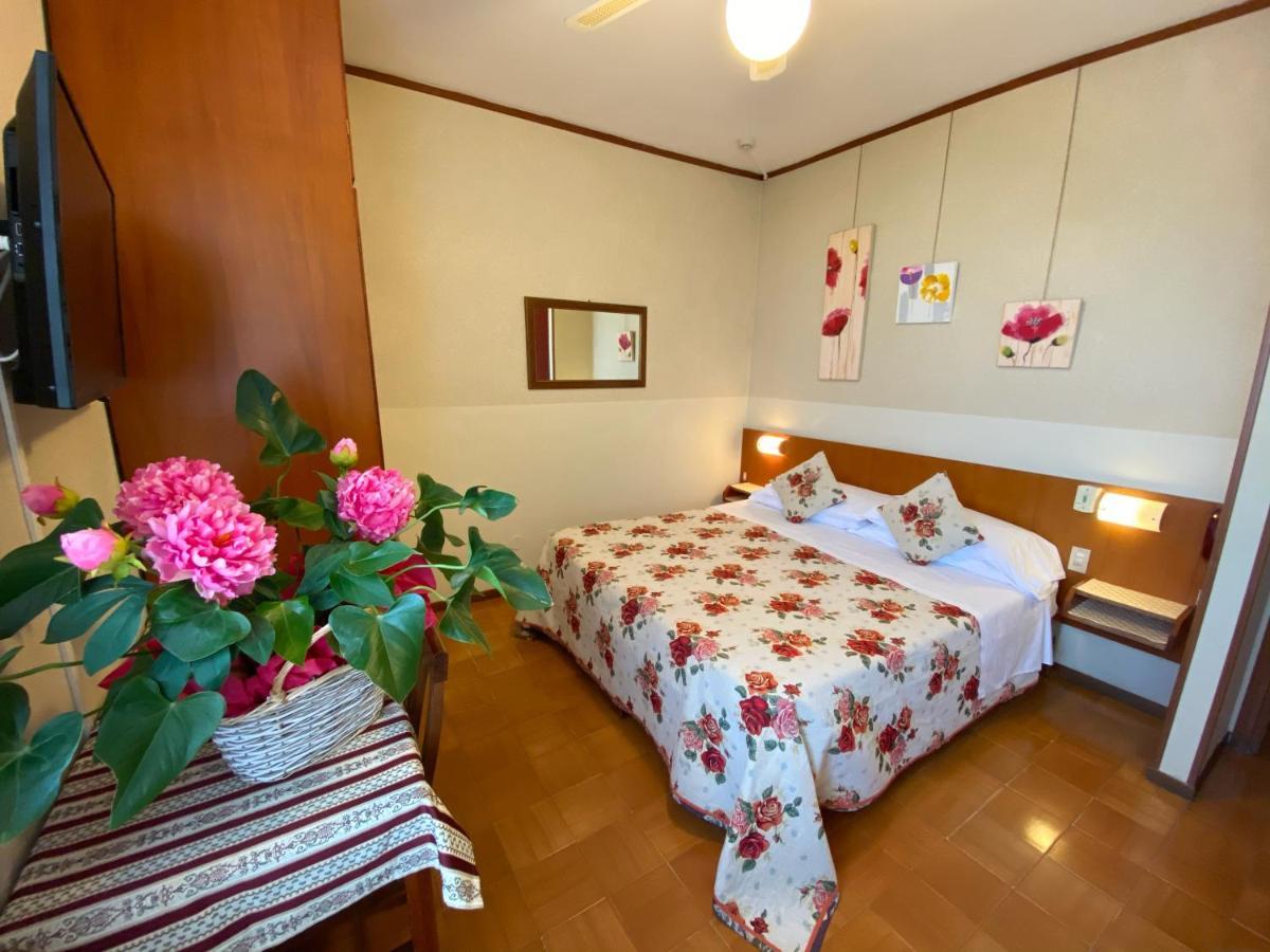 Hotel Grifone Sirmione Buitenkant foto