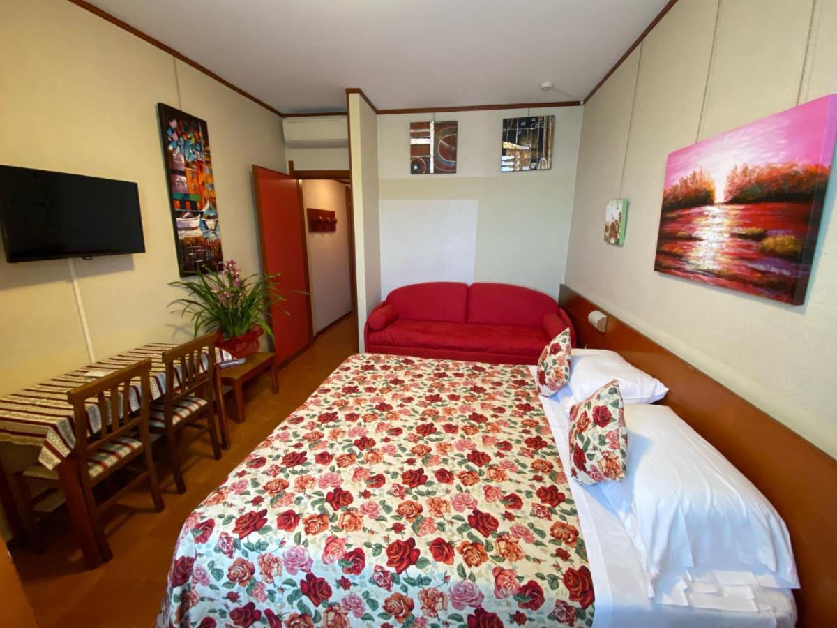Hotel Grifone Sirmione Buitenkant foto